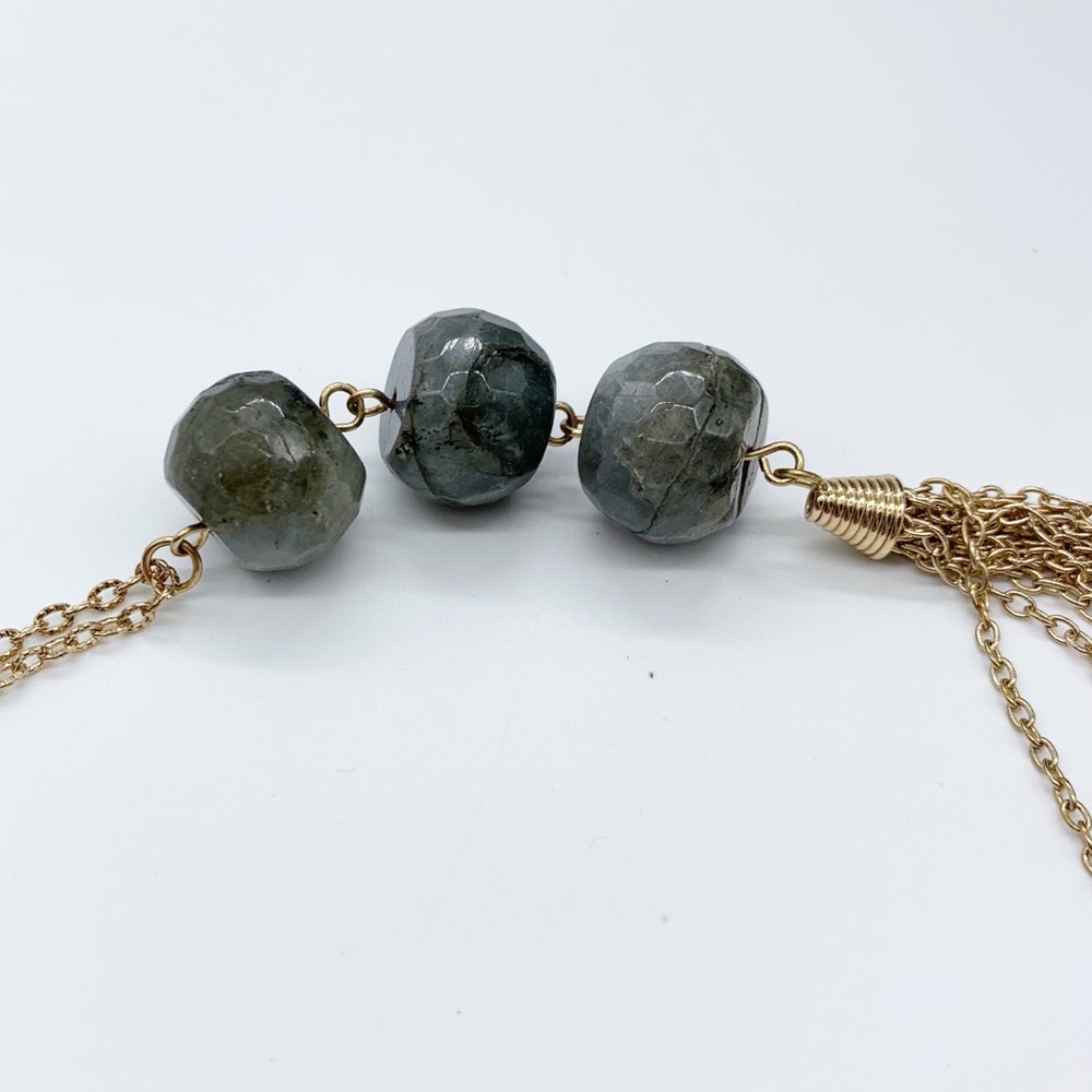 Hand Made Long Green Beaded Stone Tassel Necklace in Gold - Picture 6 of 9